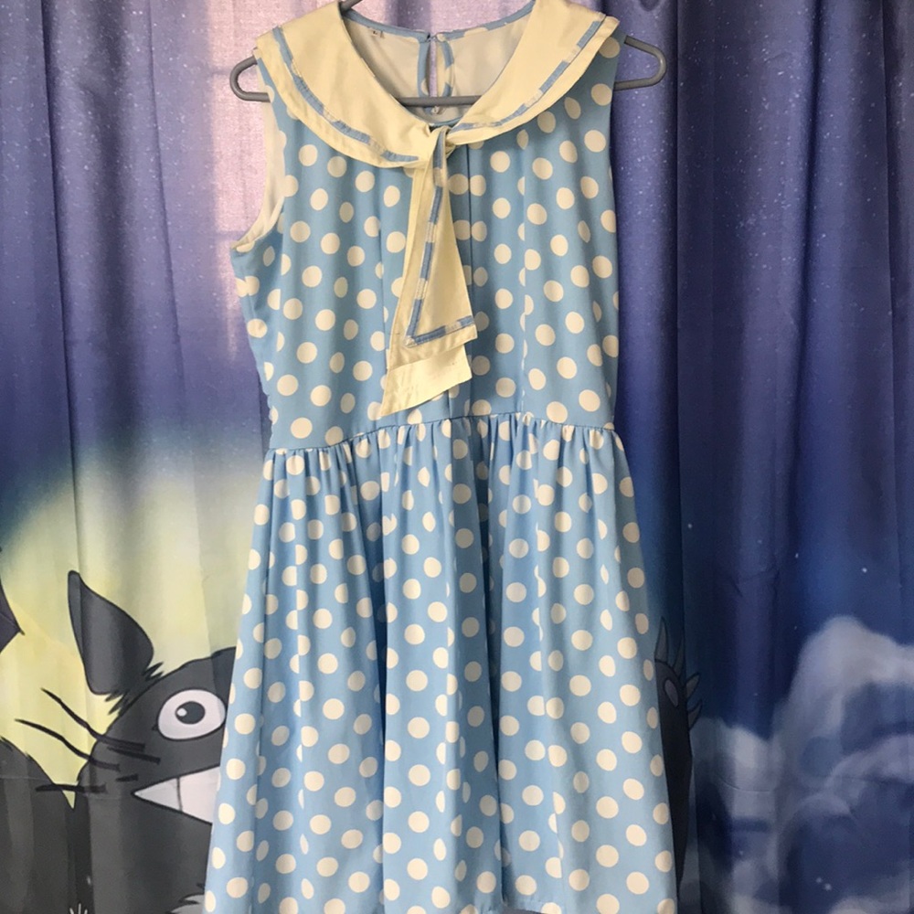 Polka dot Peter Pan collar dress